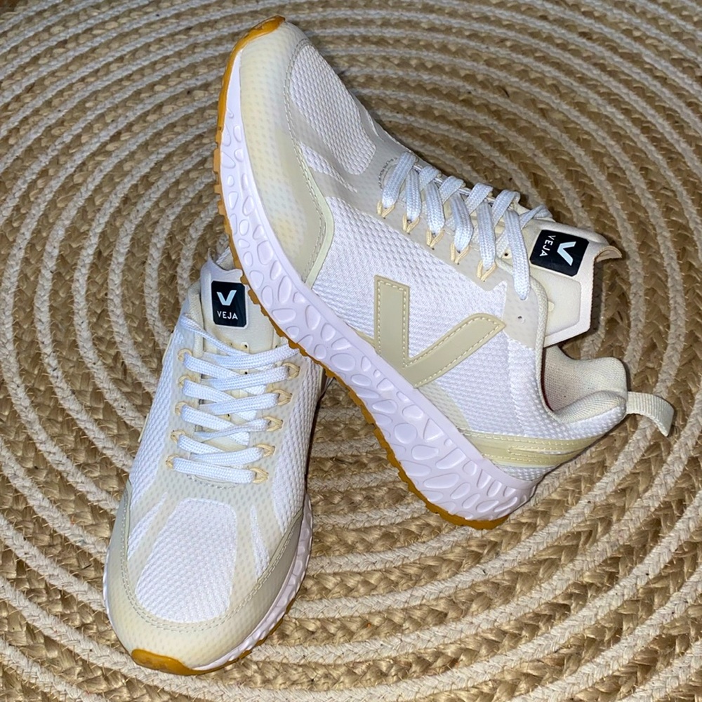 Veja Condor mesh white perri ladies tennis shoes